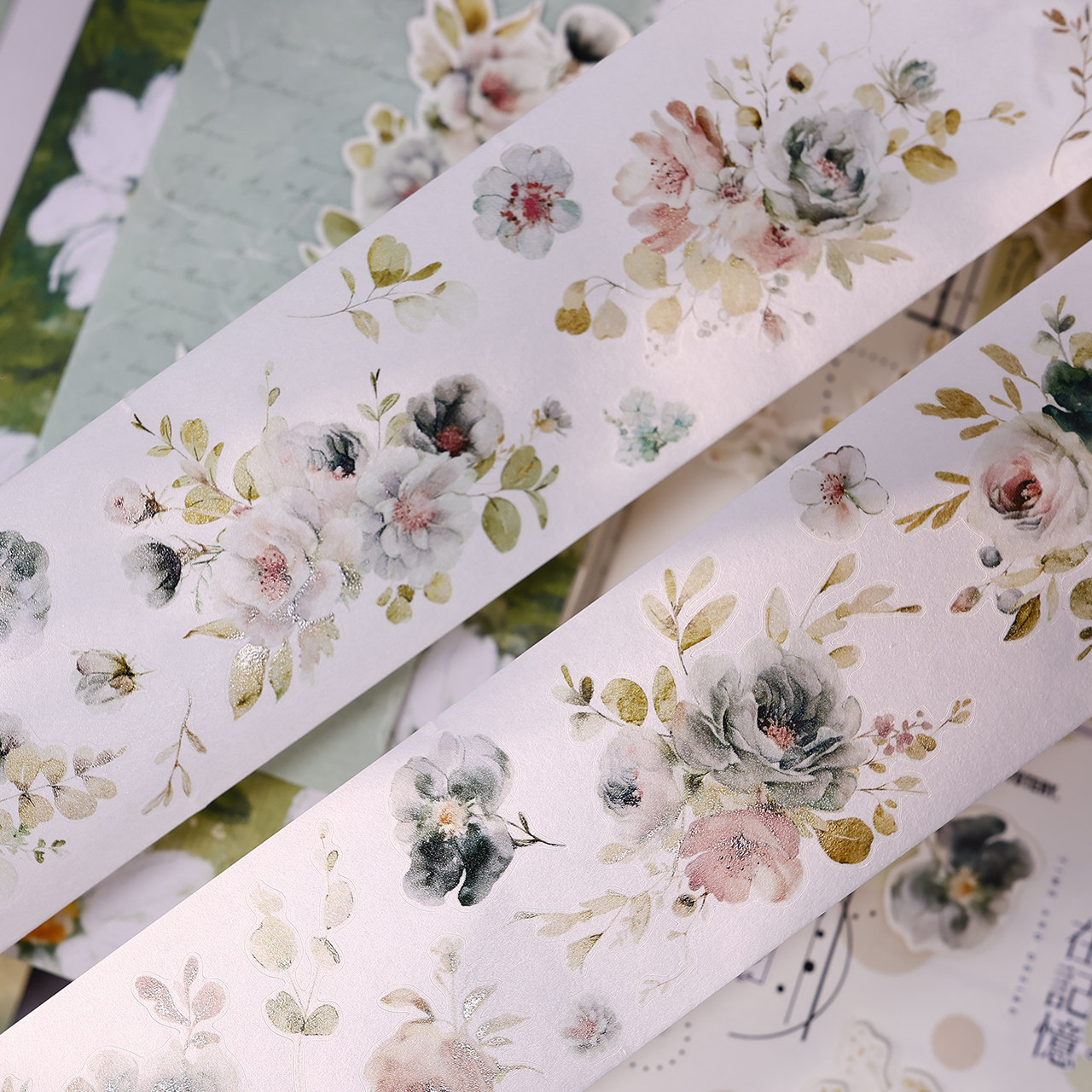 XiaoBaiJia スタジオヴィンテージソフトグリーンロー - Floral Tape Green のレビューと価格